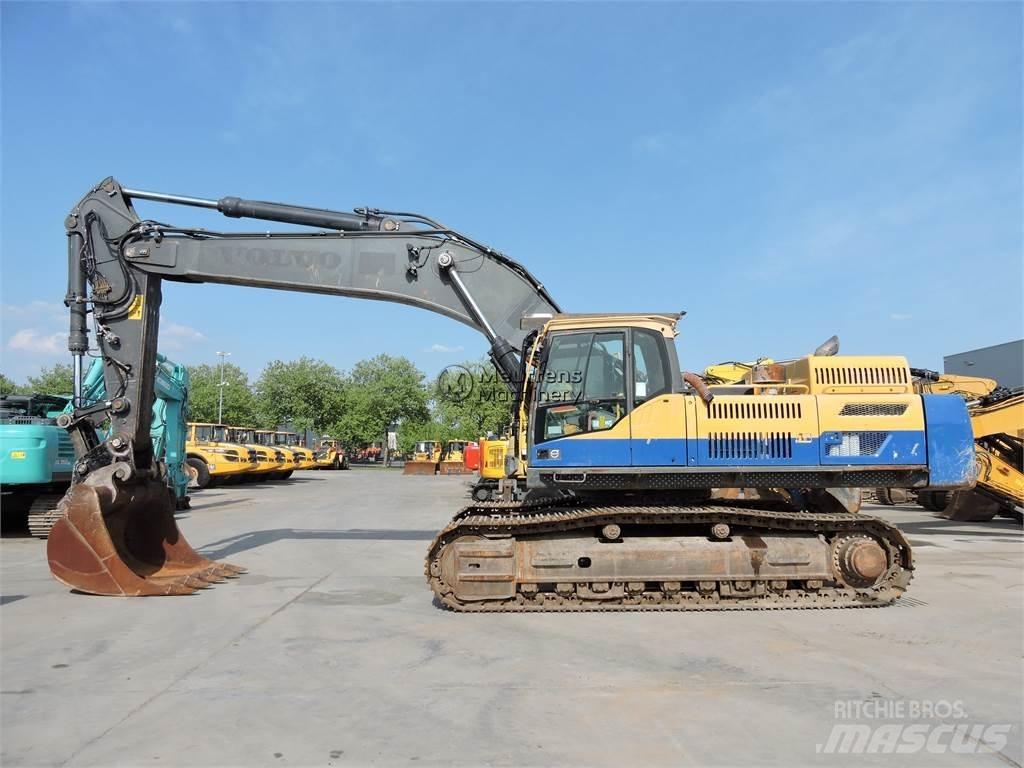 Volvo EC480 Roomikekskavaatorid