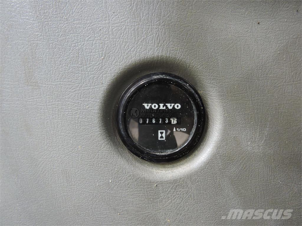Volvo ECR88D 4 BUCKET Muu