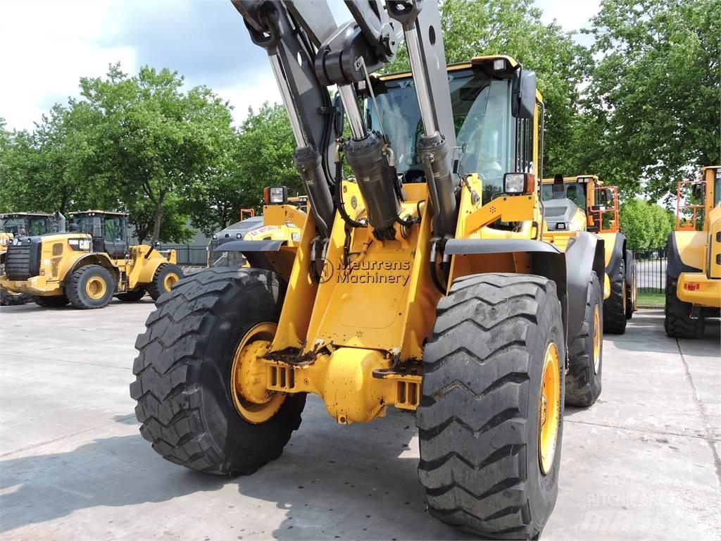 Volvo L110F Rataslaadurid