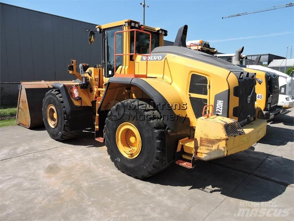 Volvo L220H Rataslaadurid