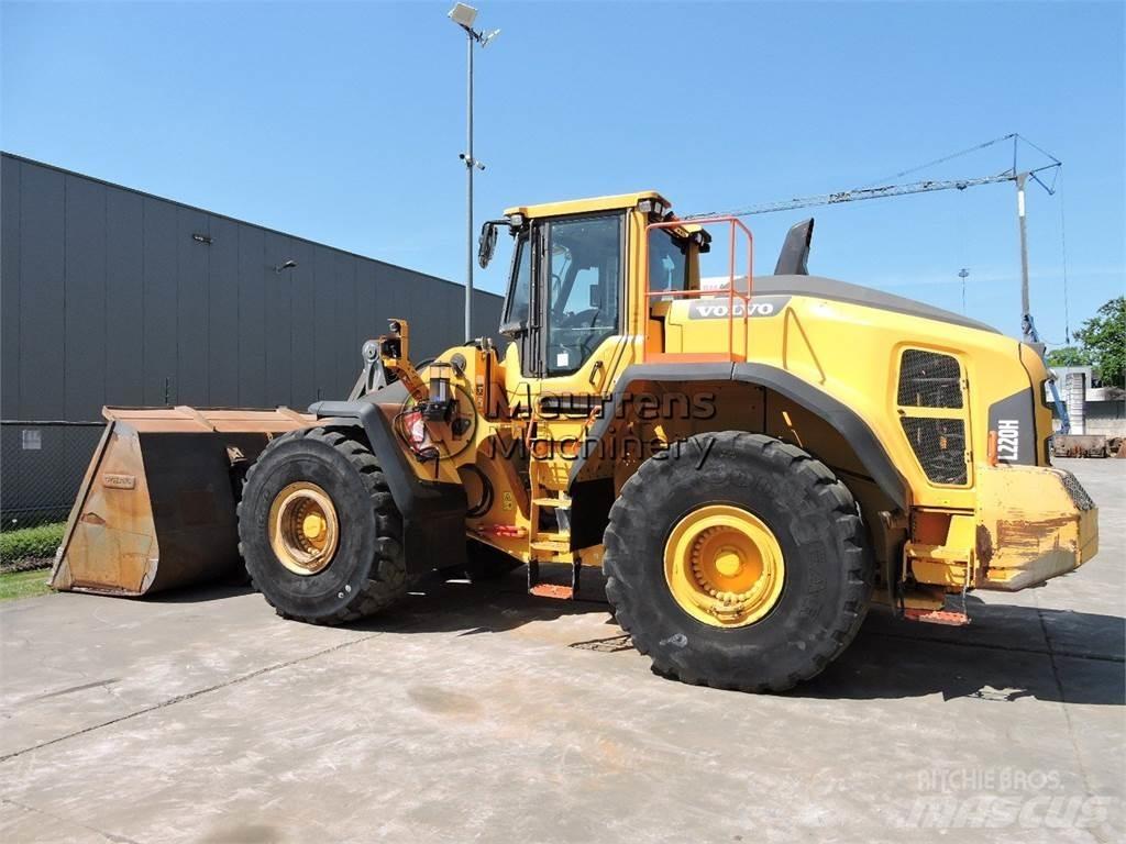 Volvo L220H Rataslaadurid
