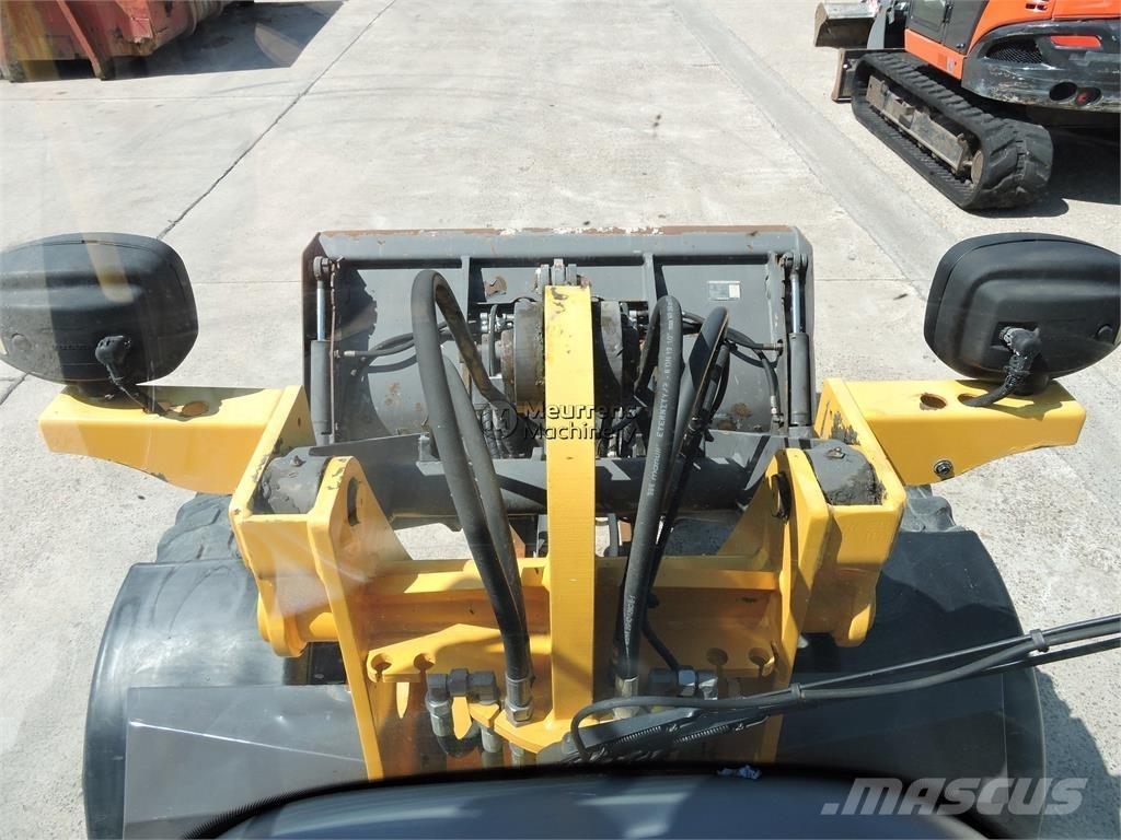 Volvo L25F + FORK Rataslaadurid