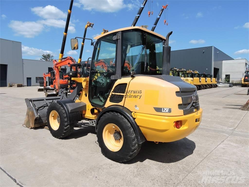 Volvo L25F + FORK Rataslaadurid