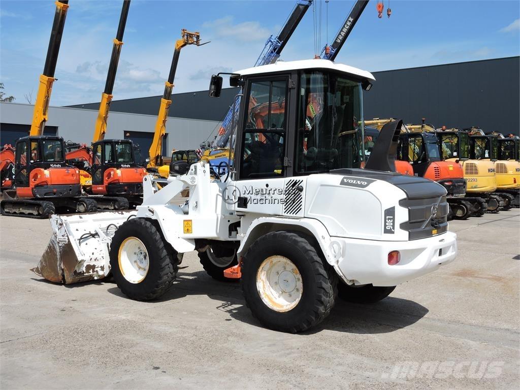 Volvo L30G + FORK Rataslaadurid