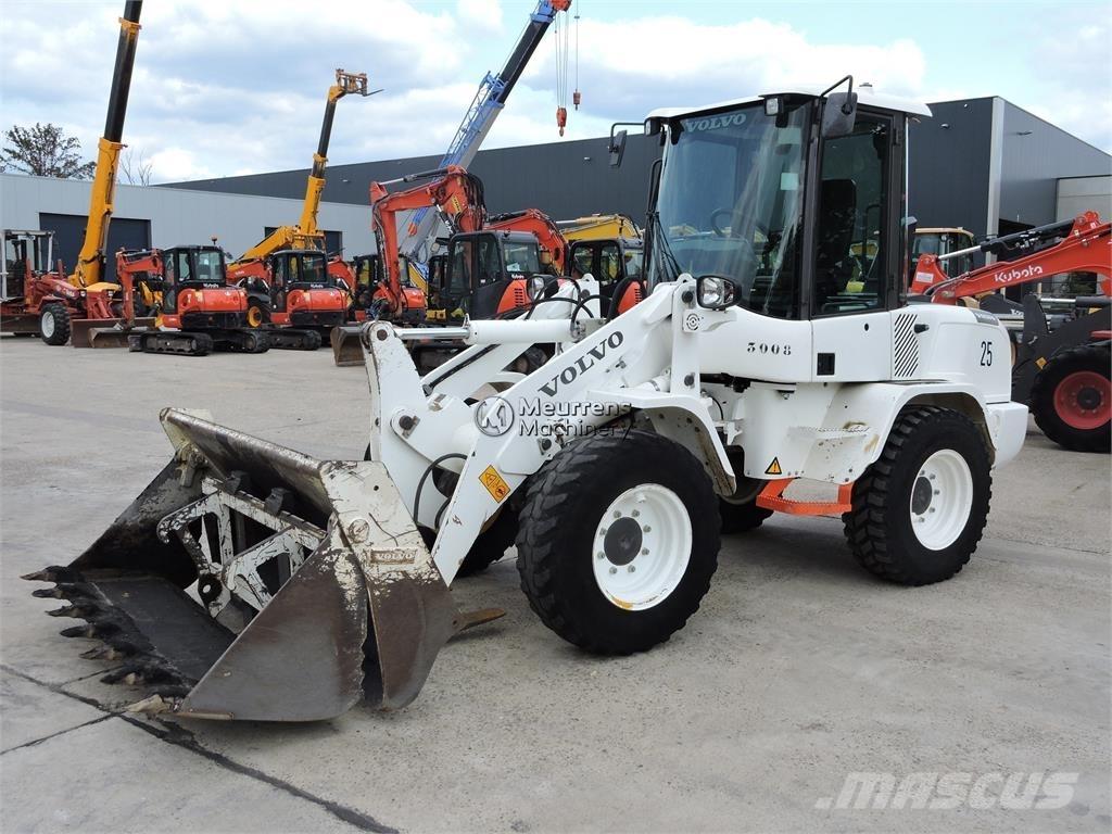Volvo L30G + FORK Rataslaadurid