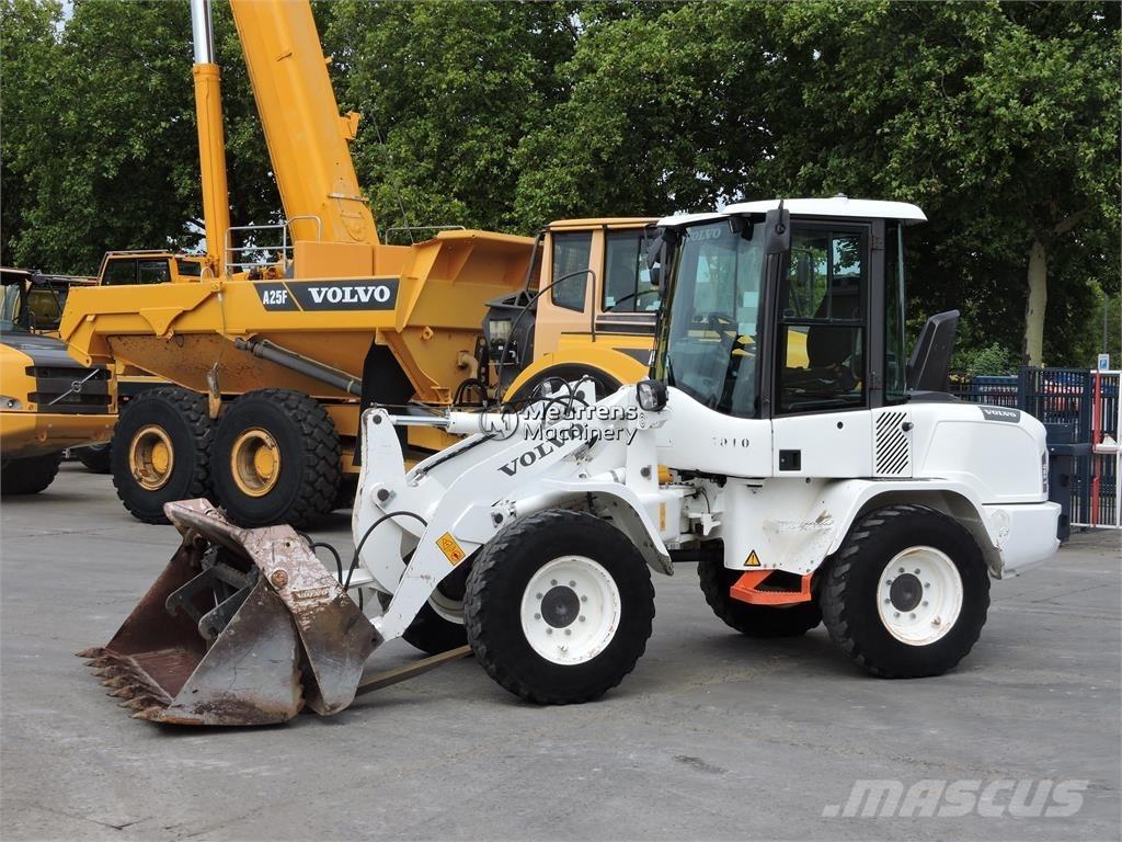 Volvo L30G + FORK Rataslaadurid