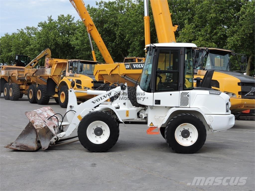 Volvo L30G + FORK Rataslaadurid