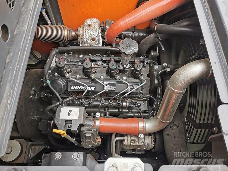 Doosan DX 140 LCR-7 Roomikekskavaatorid