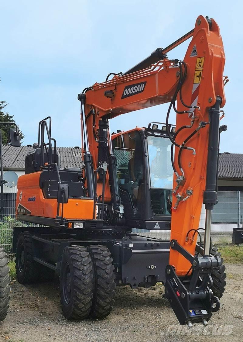 Doosan DX 160 W-7 Ratasekskavaatorid