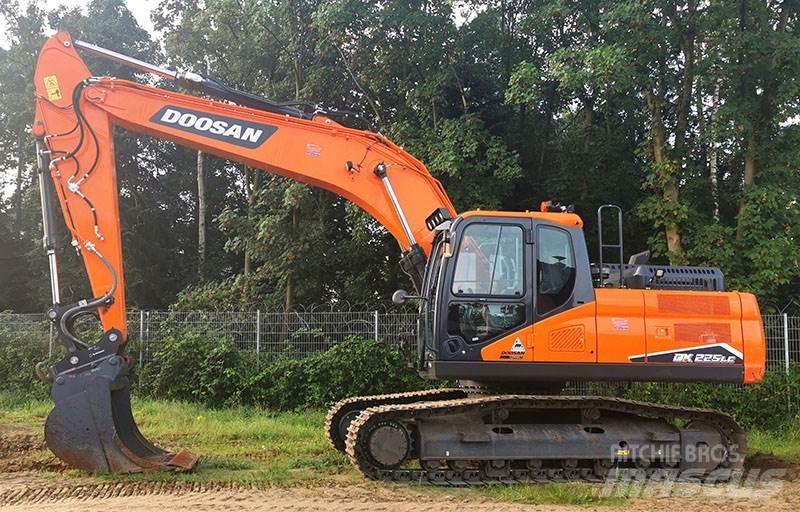 Doosan DX 225 LC-7 Roomikekskavaatorid