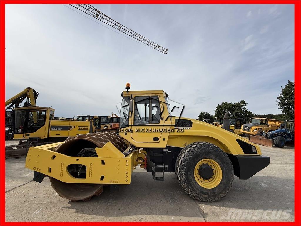 Bomag BW 219 PDH-4 Ühe trumliga rullid
