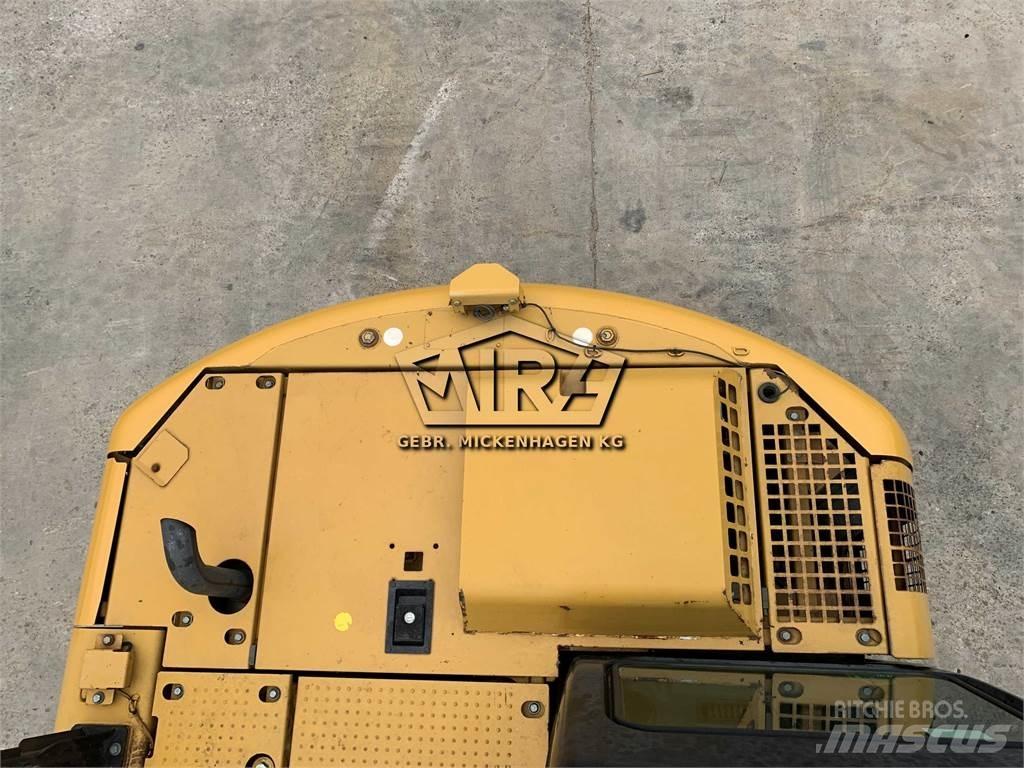 CAT 311D LRR Roomikekskavaatorid