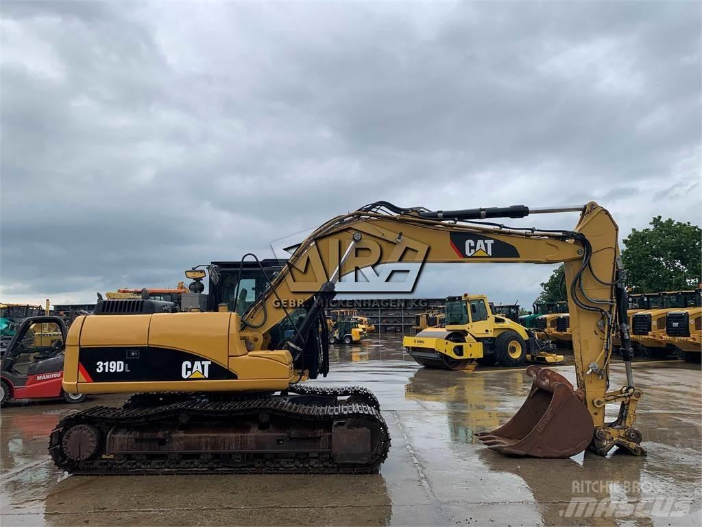CAT 319D L Roomikekskavaatorid