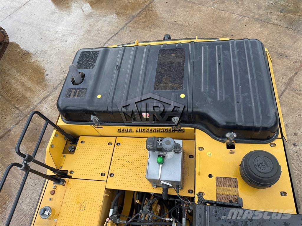 CAT 326 F LN Roomikekskavaatorid