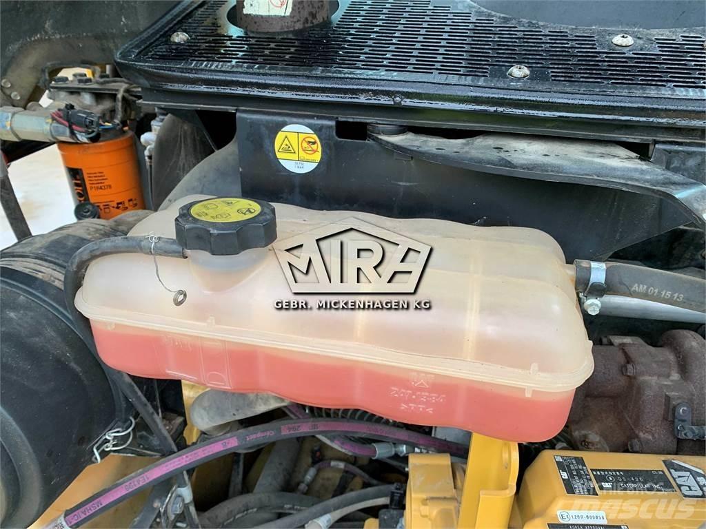CAT 907H2 Rataslaadurid