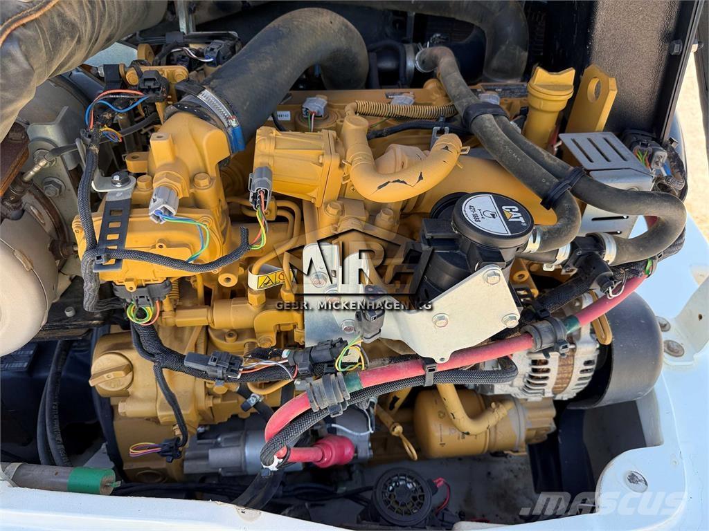 CAT 908 M Rataslaadurid