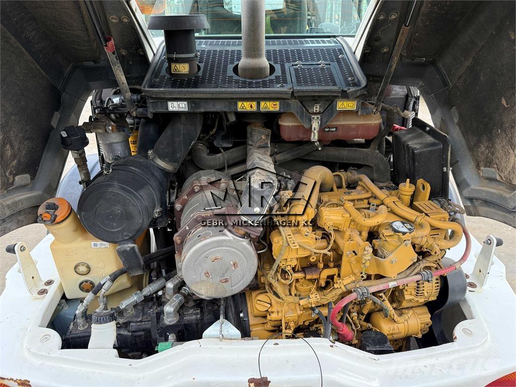 CAT 908 M Rataslaadurid