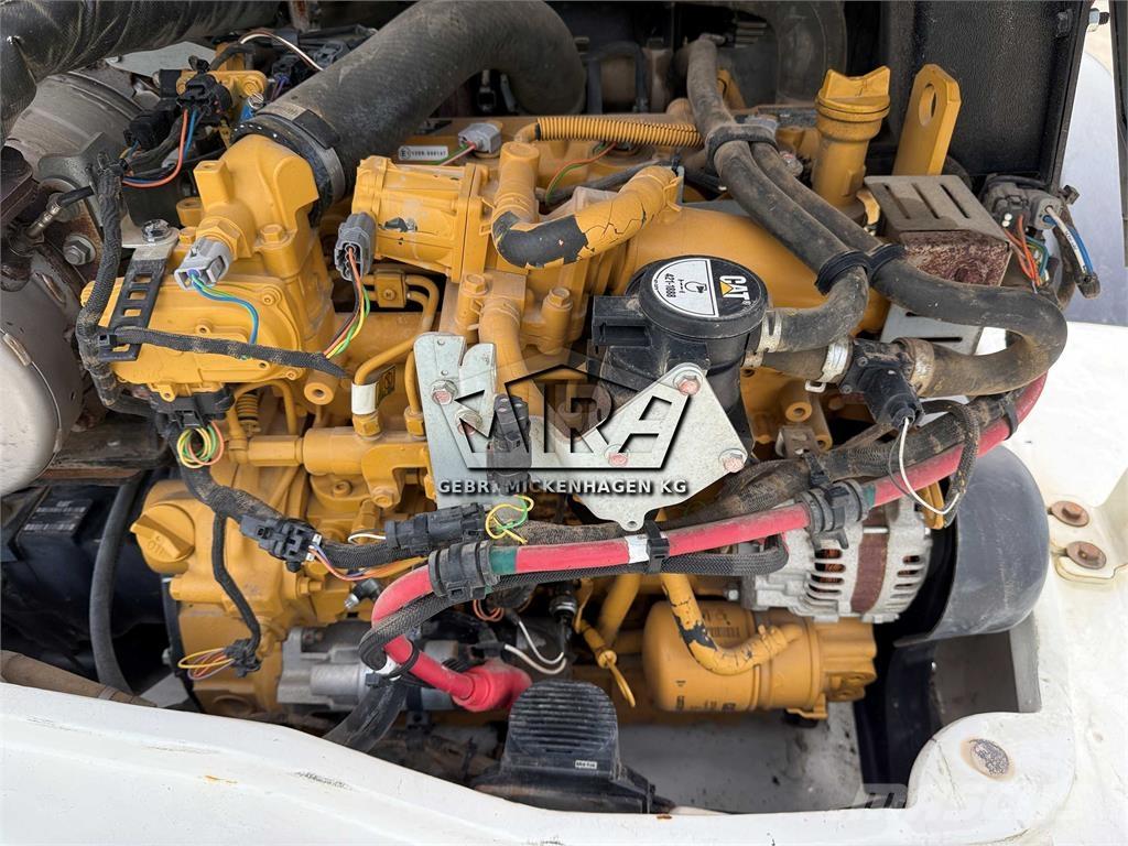 CAT 908 M Rataslaadurid