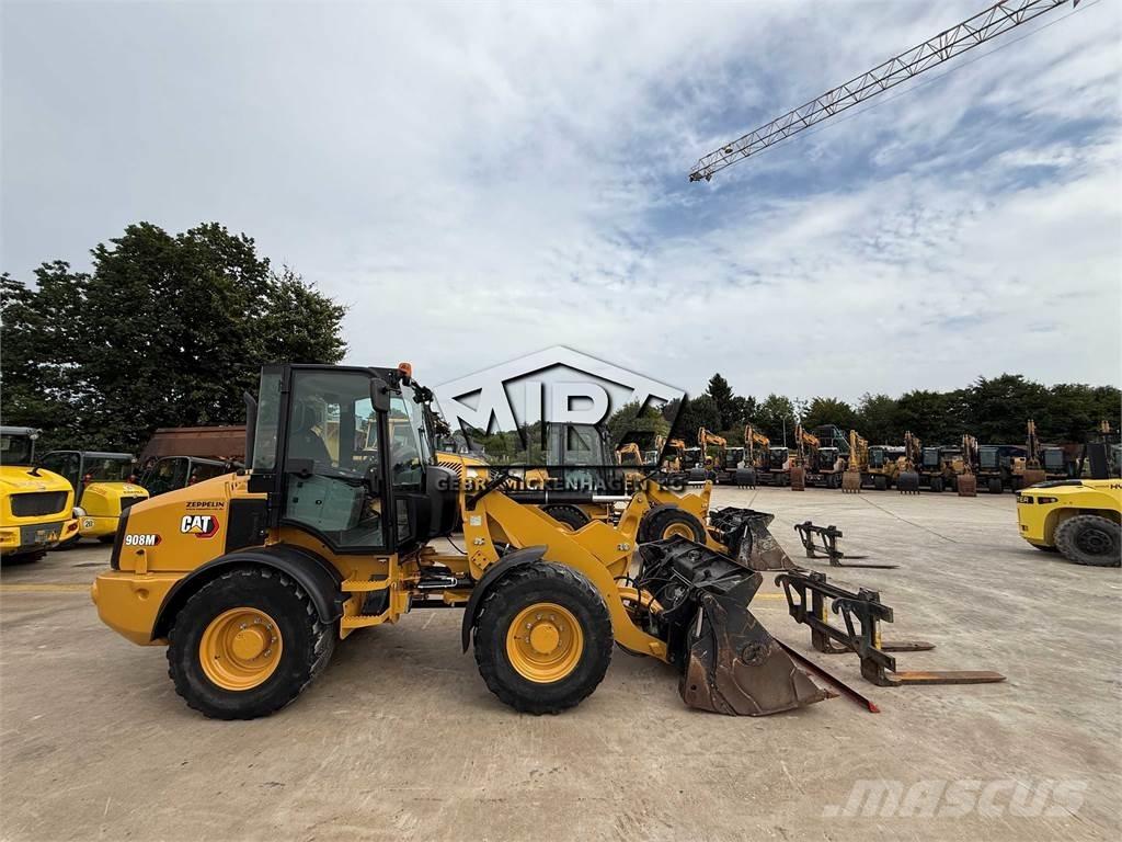 CAT 908 M Rataslaadurid
