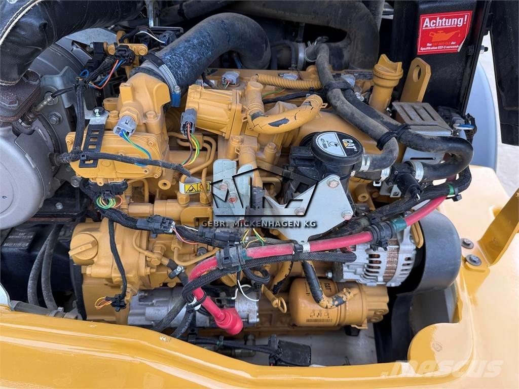 CAT 908 M Rataslaadurid