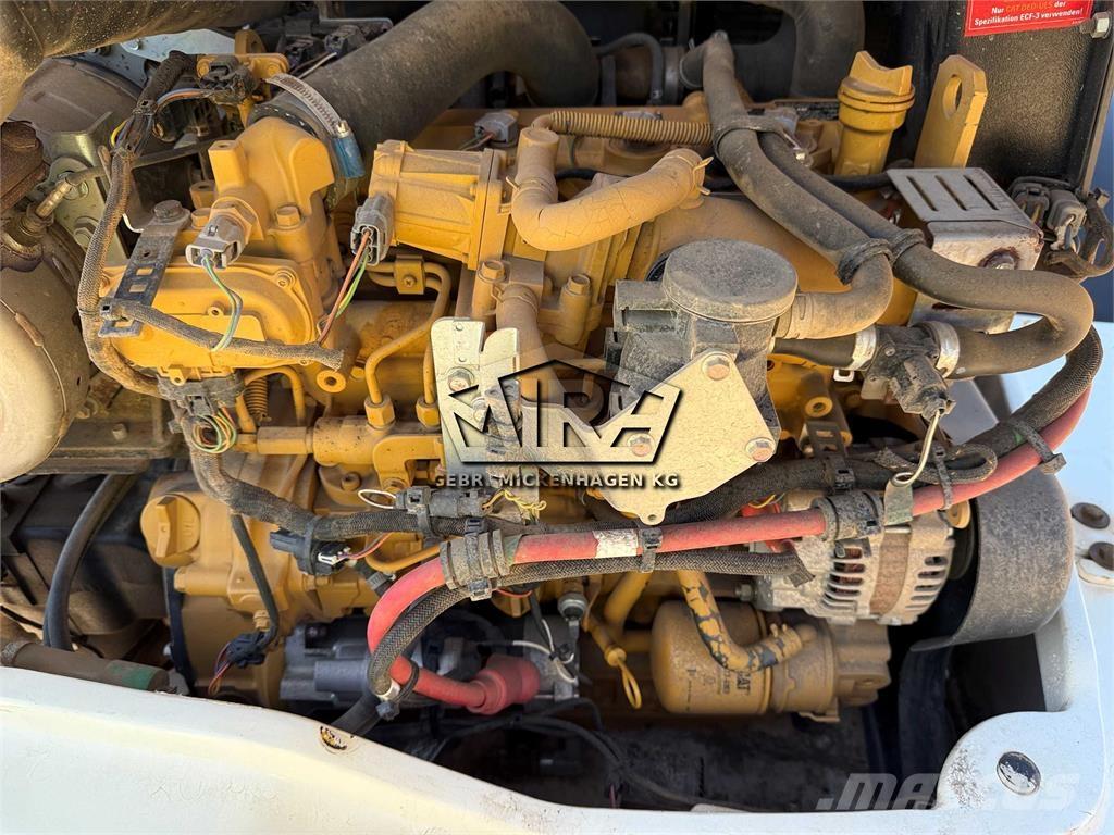 CAT 908 M Rataslaadurid