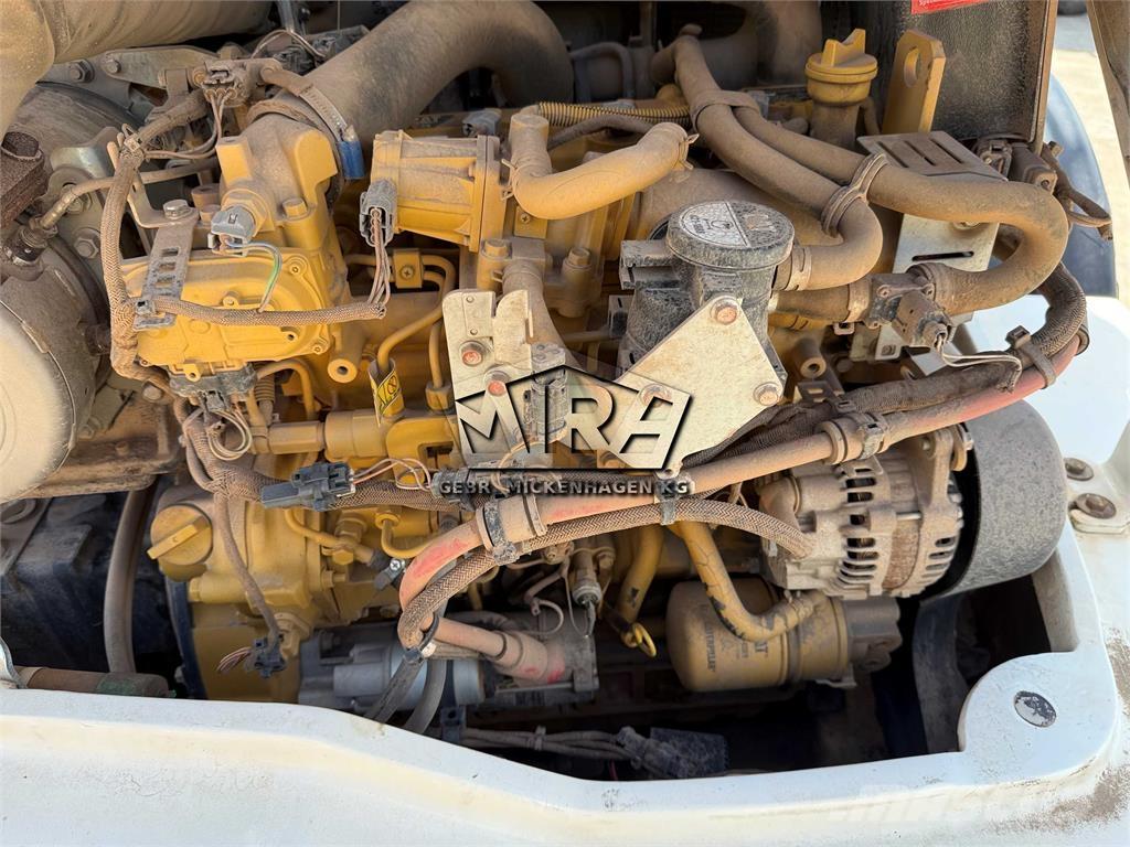 CAT 908 M Rataslaadurid