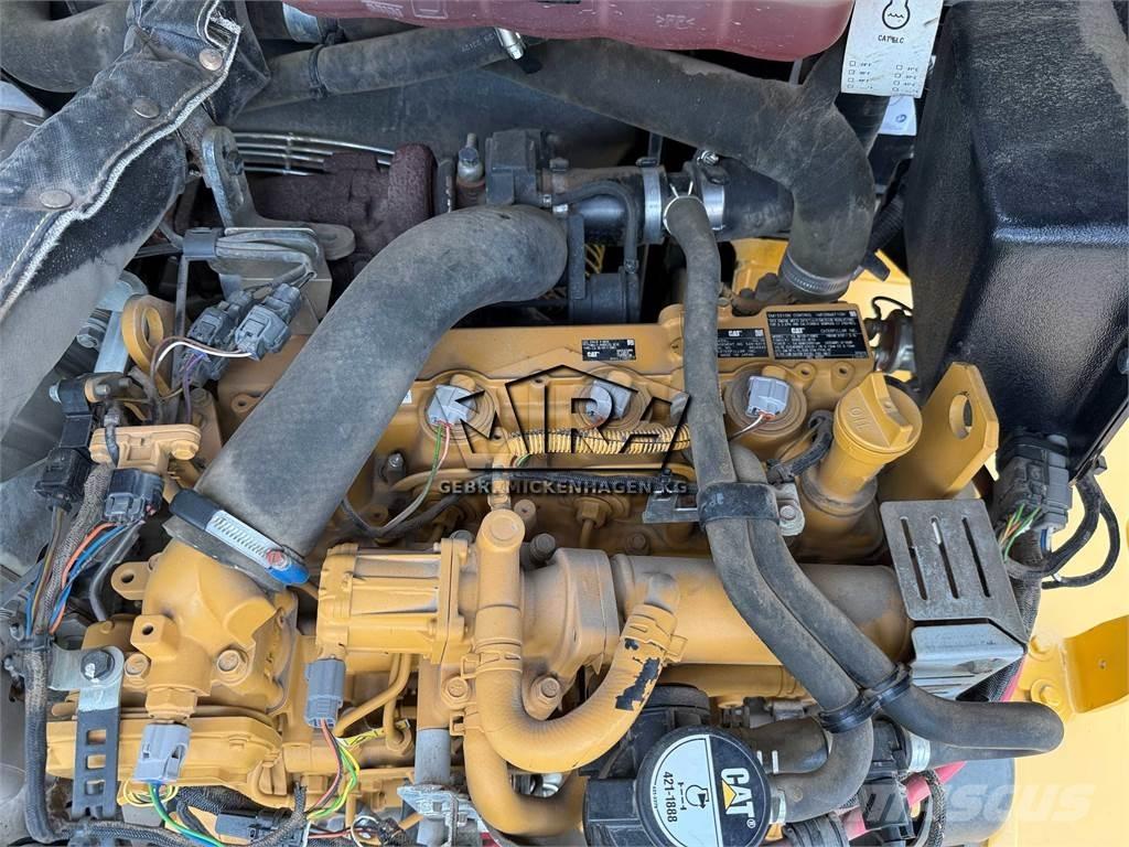 CAT 908 M Rataslaadurid