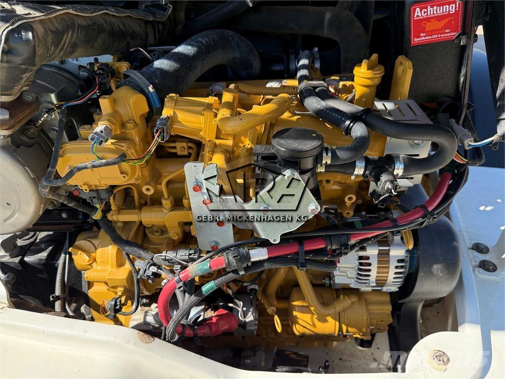 CAT 908 M Rataslaadurid