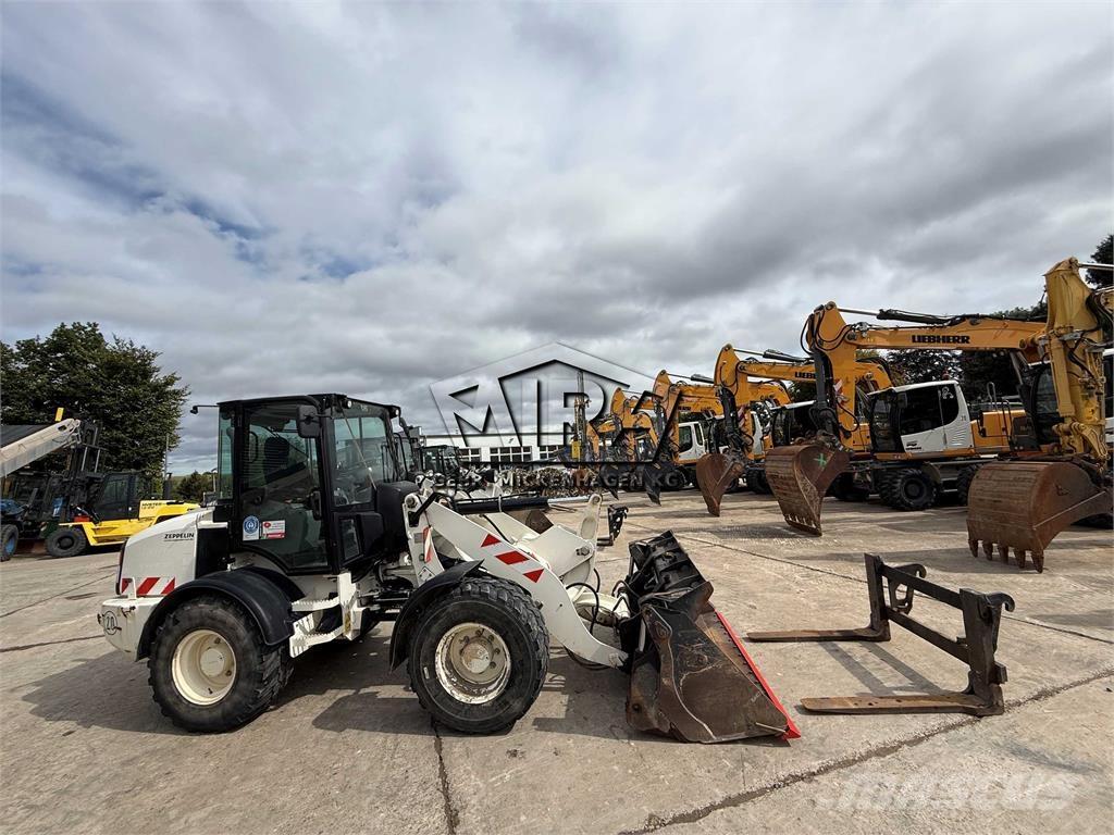 CAT 908 M Rataslaadurid