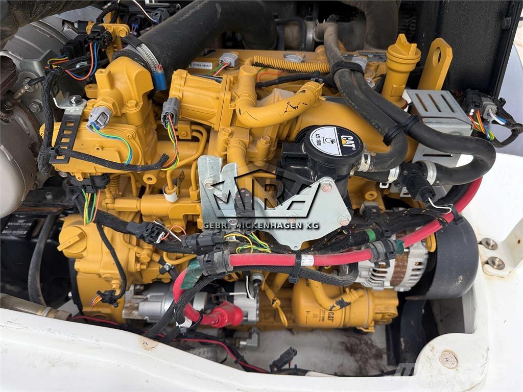 CAT 908 M Rataslaadurid