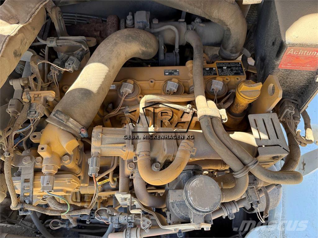 CAT 908 M Rataslaadurid