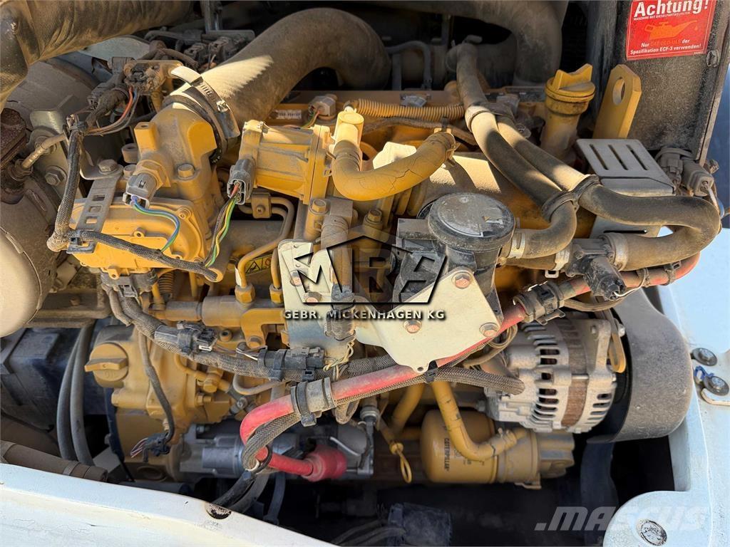 CAT 908 M Rataslaadurid