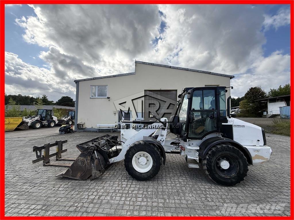 CAT 908M Rataslaadurid