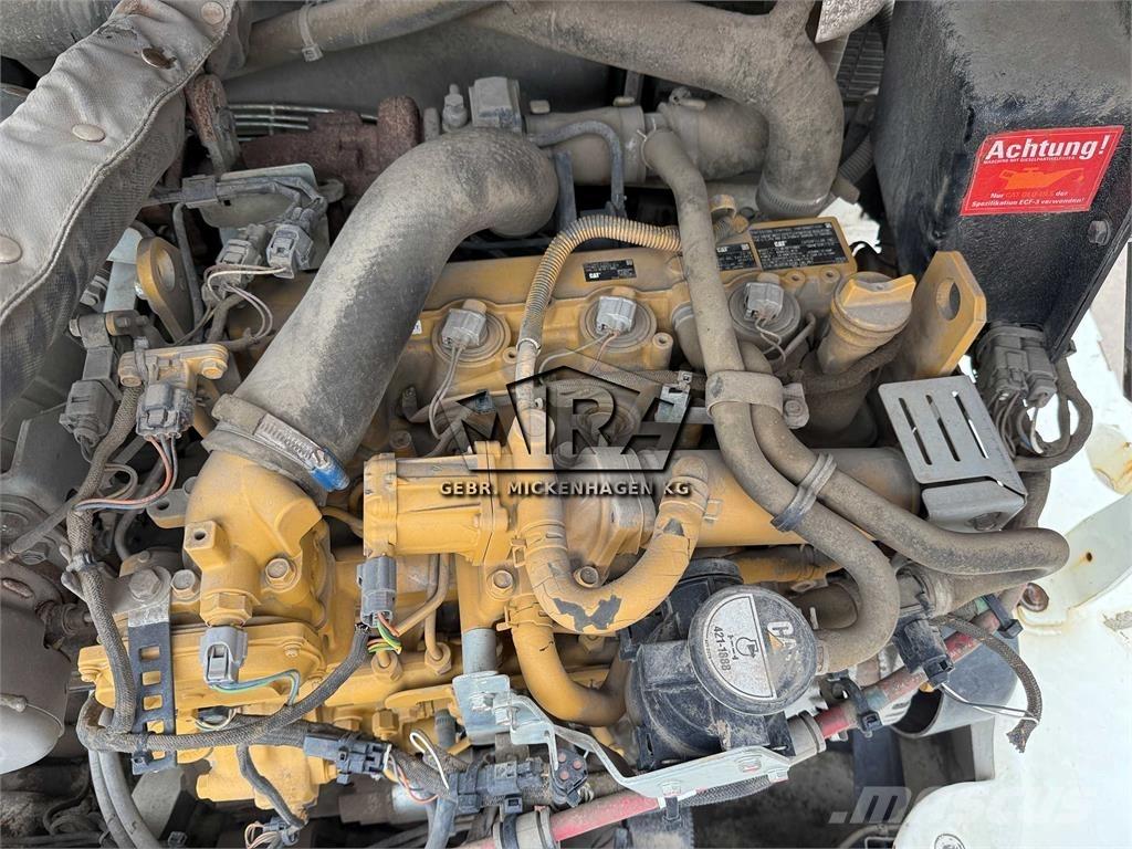 CAT 908M Rataslaadurid