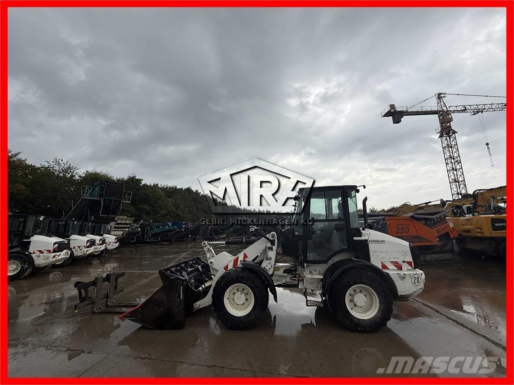 CAT 908M Rataslaadurid