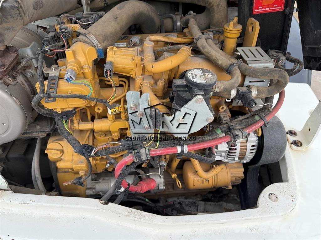 CAT 908M Rataslaadurid