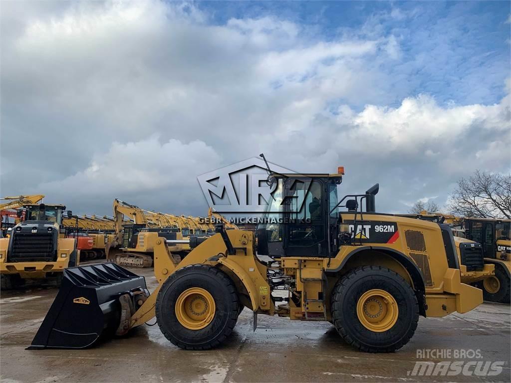 CAT 962 M ( 950 M ) Rataslaadurid