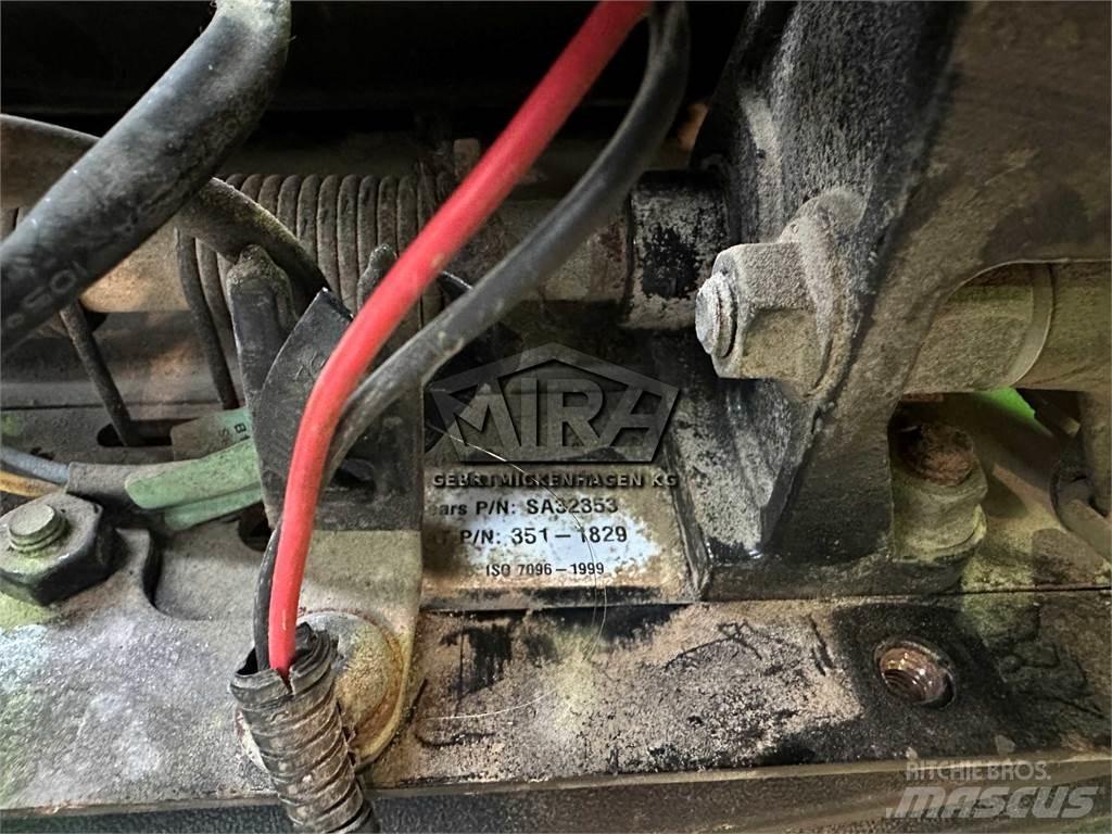 CAT 966 KXE / Sitz Kabiinid