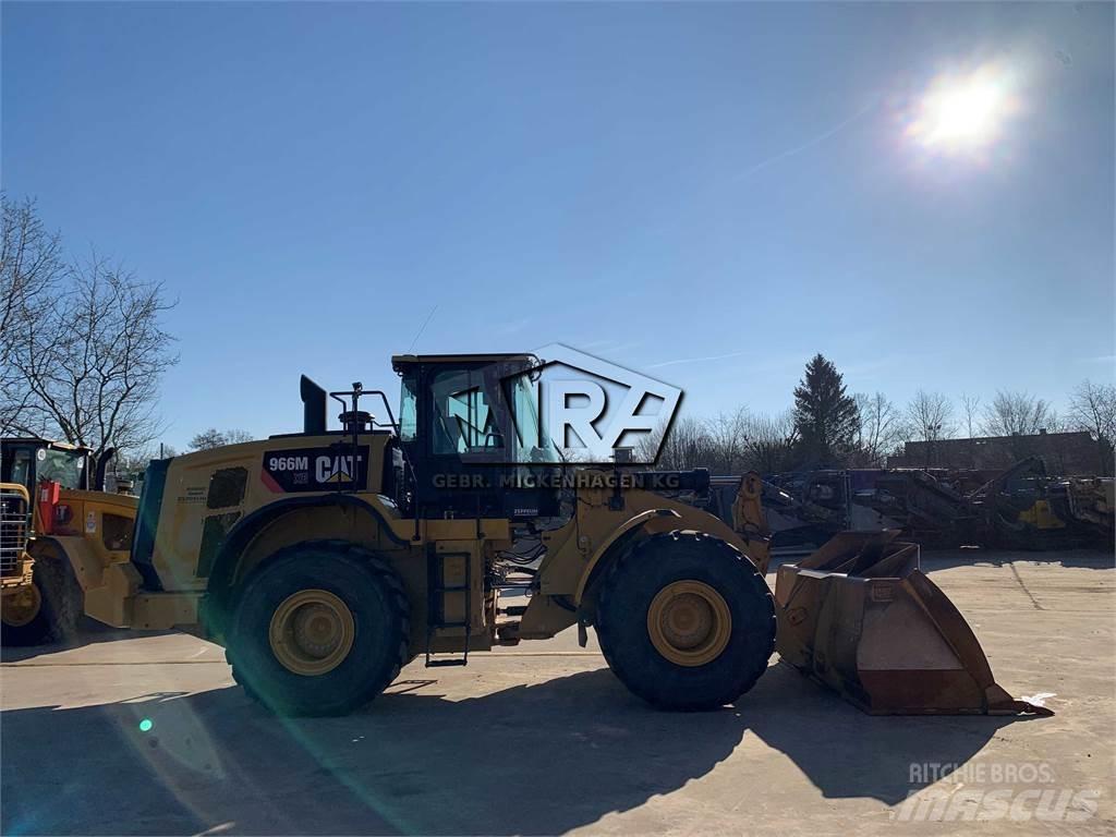 CAT 966M XE Rataslaadurid