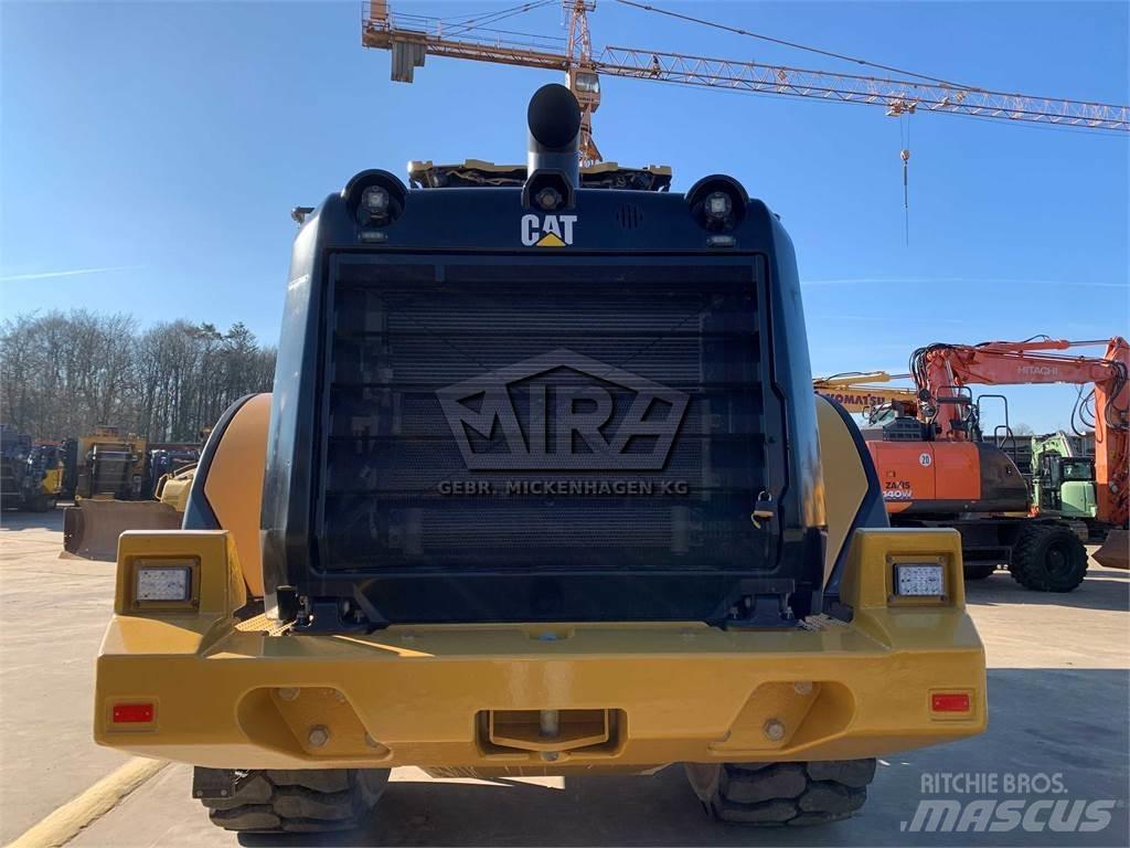 CAT 966M XE Rataslaadurid