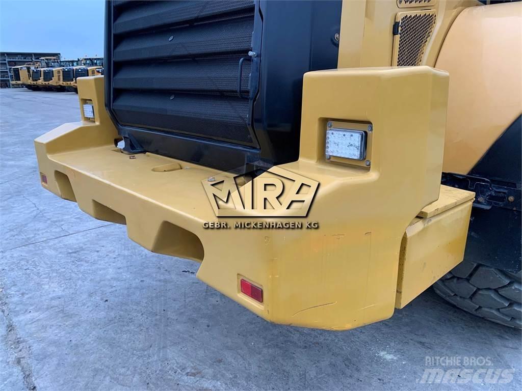 CAT 972M XE Rataslaadurid