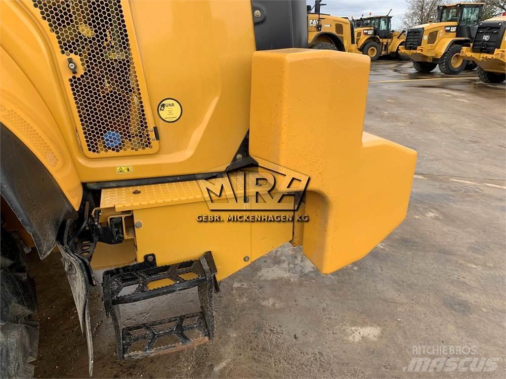 CAT 972M XE Rataslaadurid