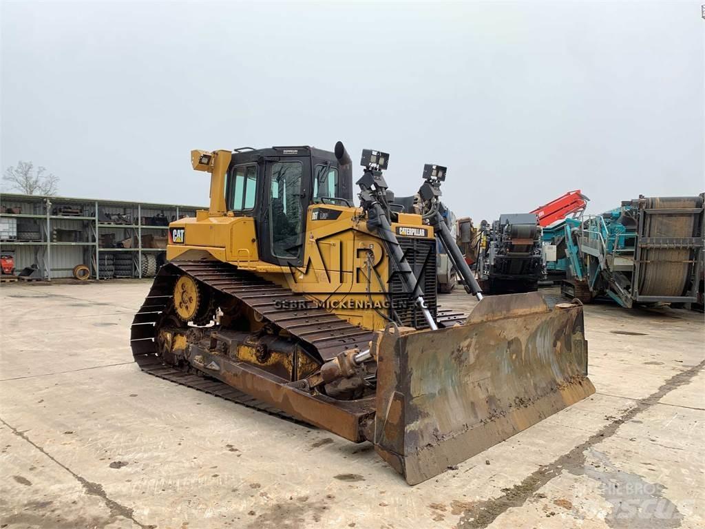 CAT D 6 T LGP Buldooserid