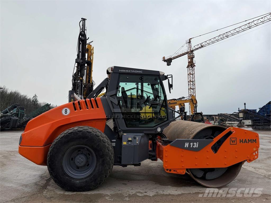 Hamm H 13i Ühe trumliga rullid