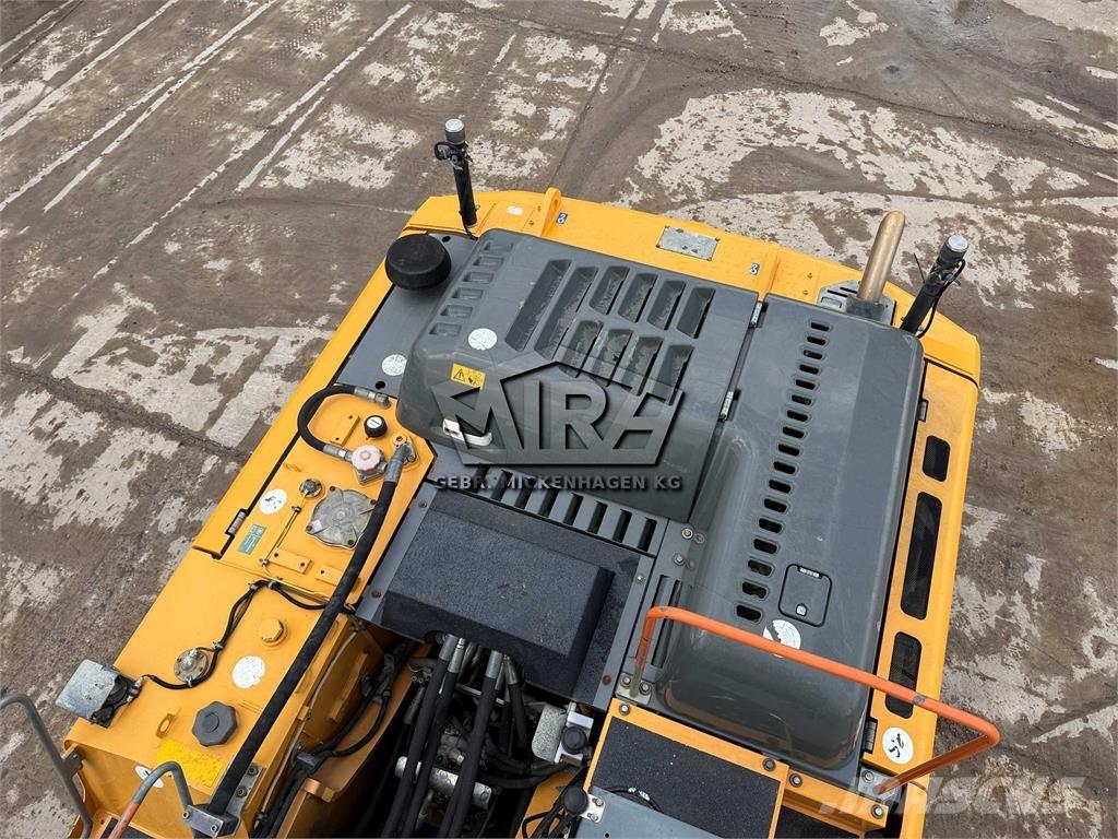 Liebherr R 924 LC Roomikekskavaatorid