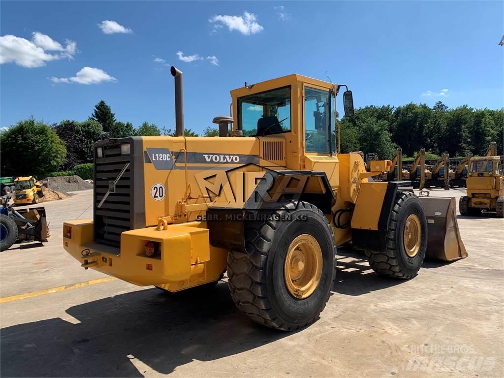 Volvo L 120 C Rataslaadurid