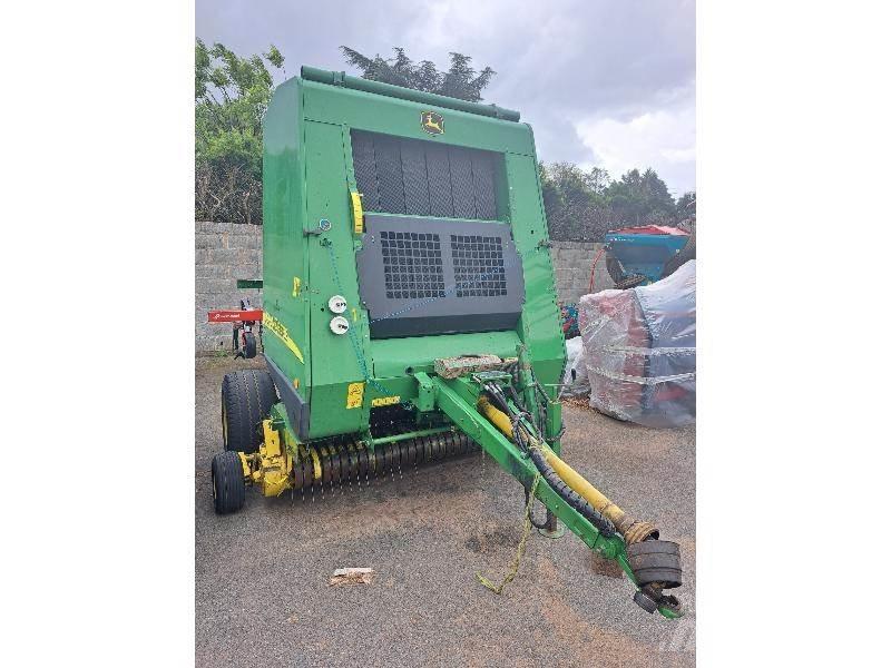 John Deere 592 Ruloonpressid