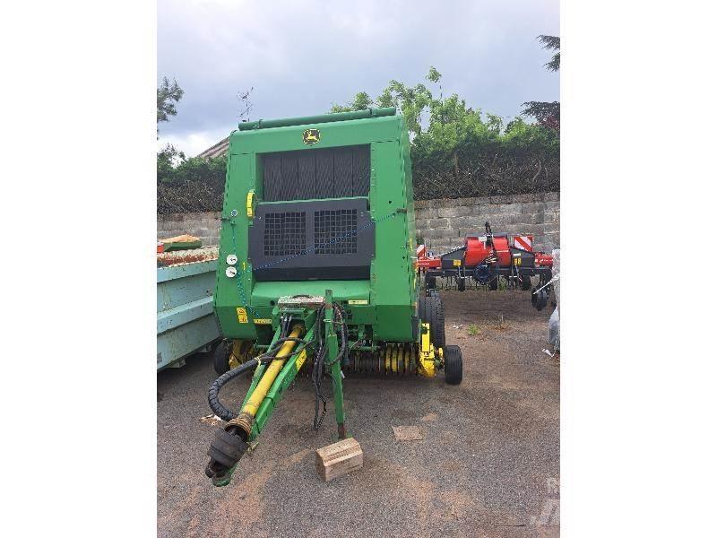 John Deere 592 Ruloonpressid