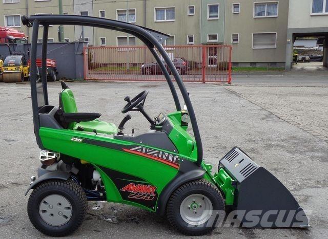 Avant Tecno 225 Rataslaadurid