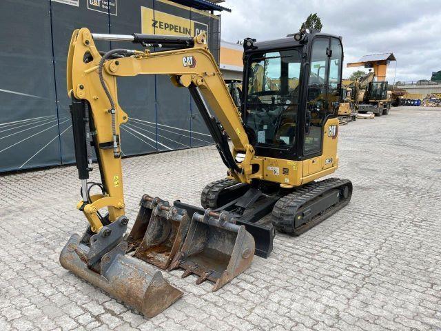 CAT 302.7 Muu